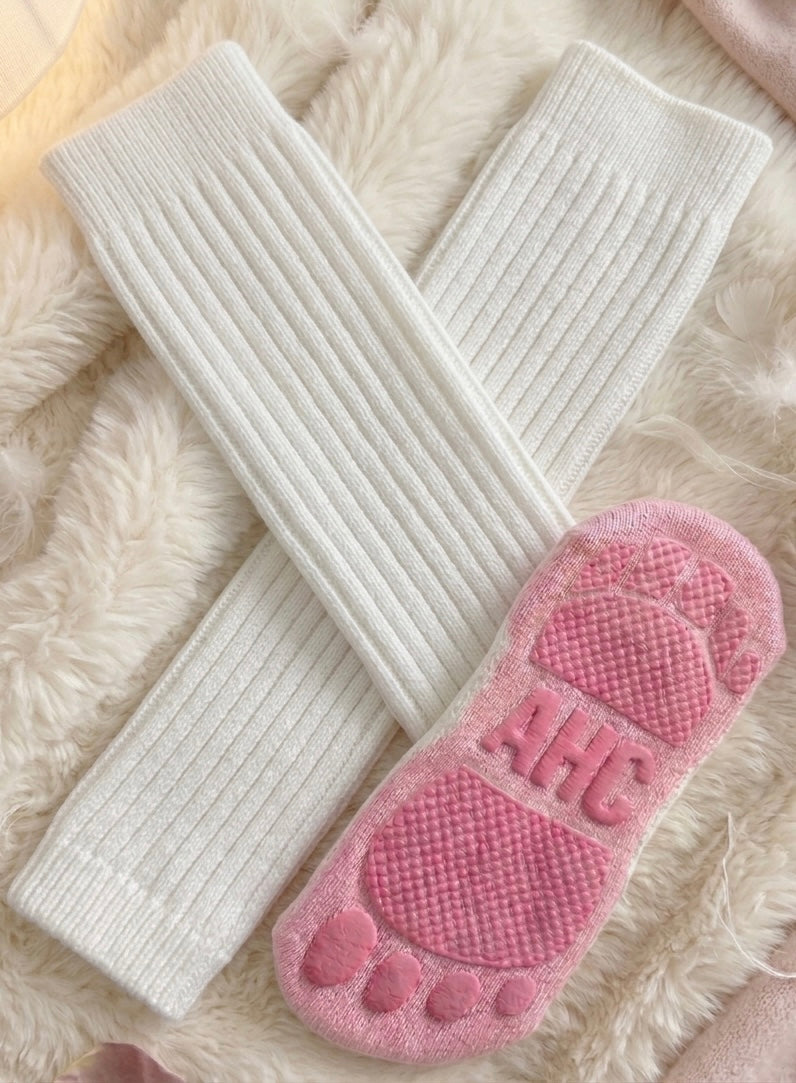 Bunny Paws Pilates socks🎀