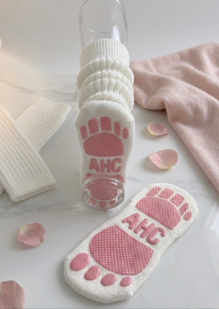 Bunny Paws Pilates socks🎀